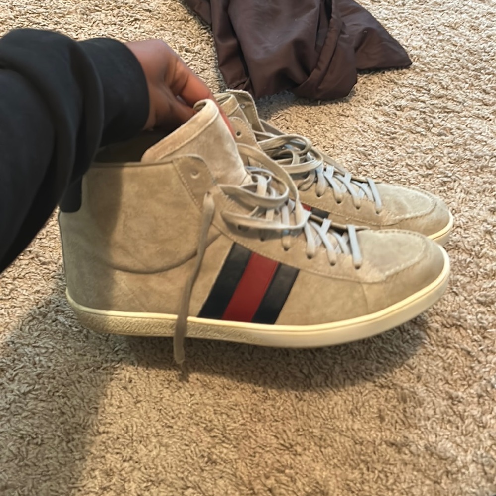 Gucci High Top. Size: 9 . Used Condition